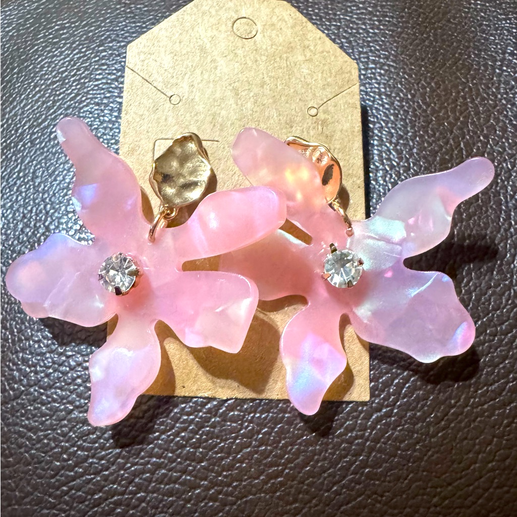 Time And Tru Womens Goldtone And Acrylic Flower Drop Earring Swirled Pink 5$
